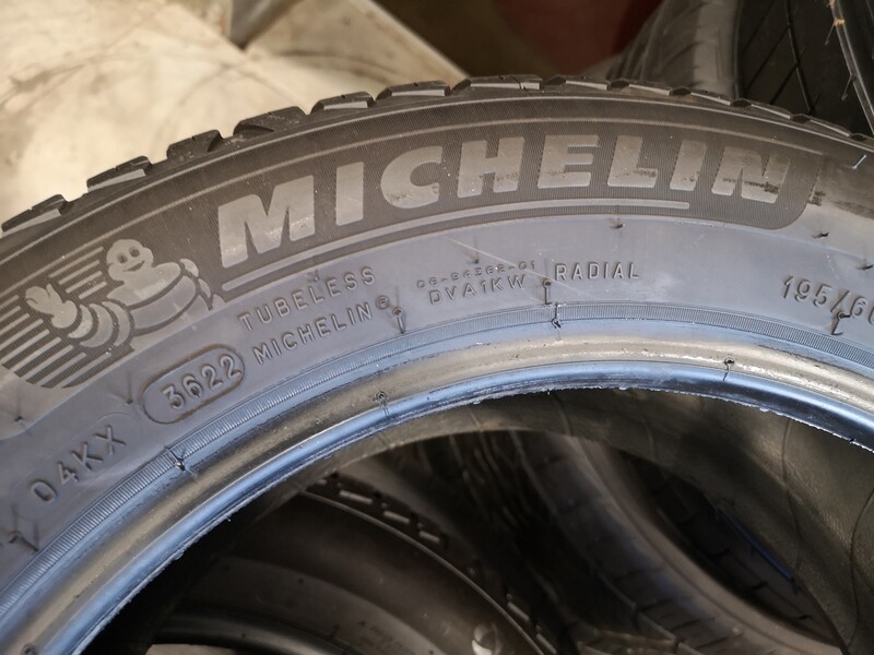 Photo 2 - Michelin R16 universal tyres passanger car
