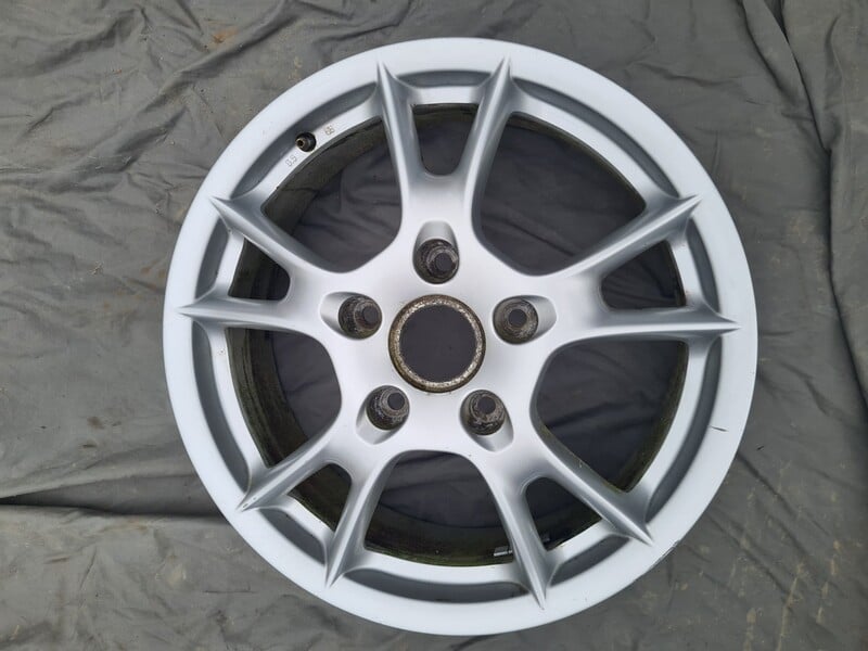 Photo 6 - Porsche Boxster light alloy R17 rims