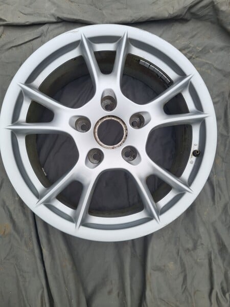 Photo 8 - Porsche Boxster light alloy R17 rims