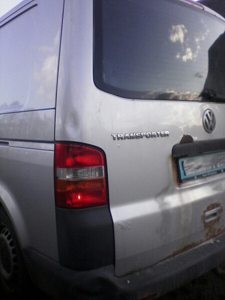 Photo 9 - Volkswagen Transporter 2005 y parts