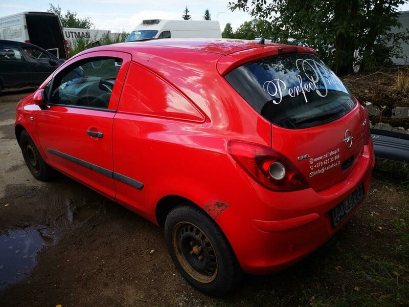 Photo 6 - Opel Corsa 2008 y parts