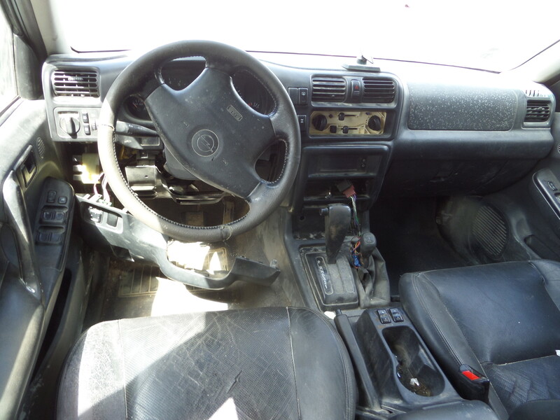 Photo 3 - Opel Frontera 2003 y parts