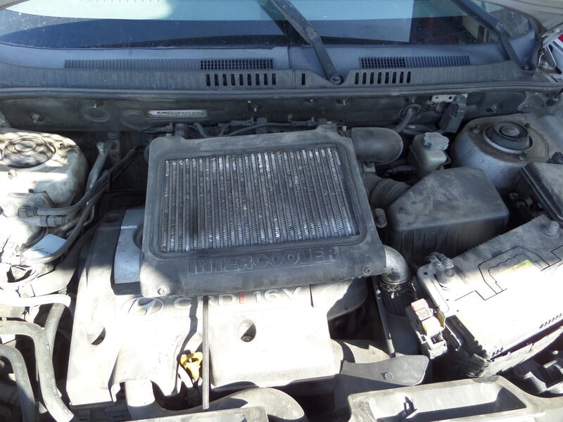 Photo 4 - Hyundai Santa Fe 2004 y parts