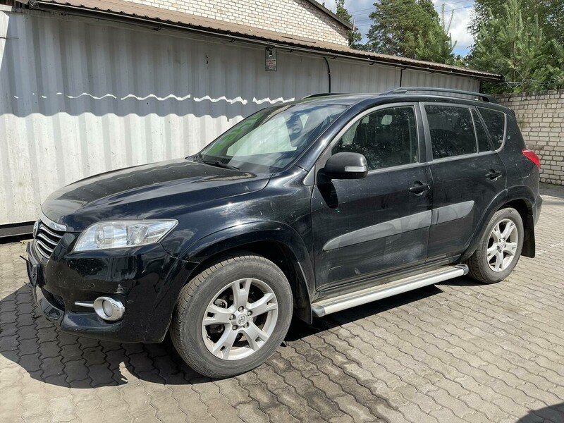 Toyota Rav4 III 2006 y parts