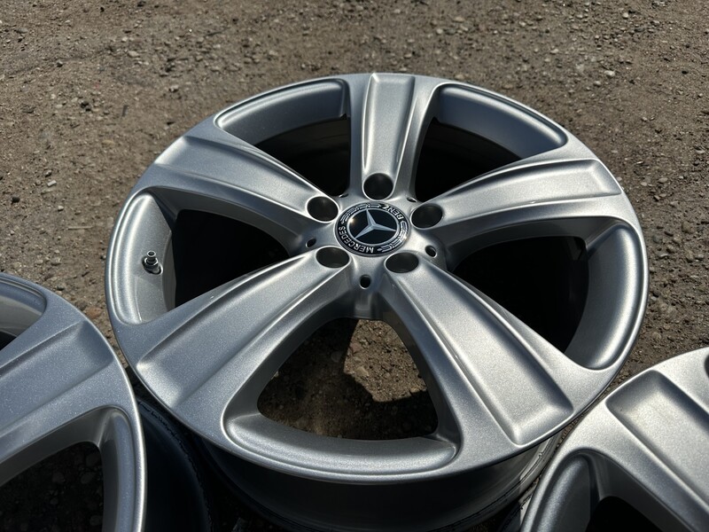 Фотография 4 - Mercedes-Benz R18 литые диски