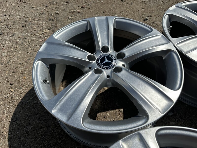 Фотография 5 - Mercedes-Benz R18 литые диски