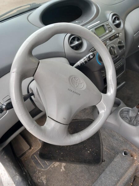 Nuotrauka 4 - Toyota Yaris 2004 m dalys