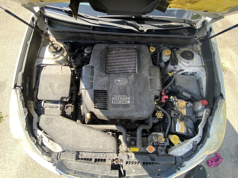 Photo 8 - Subaru Legacy V 2011 y parts