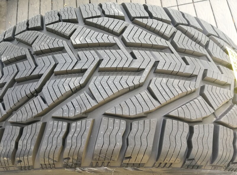 Фотография 3 - Kormoran SUV SNOW R20 универсальные шины для автомобилей