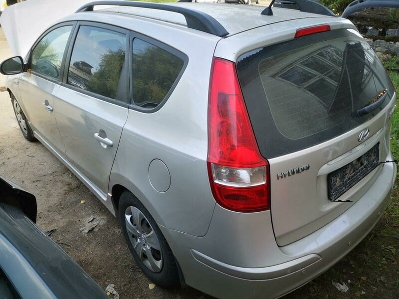 Nuotrauka 4 - Hyundai I30 2011 m dalys