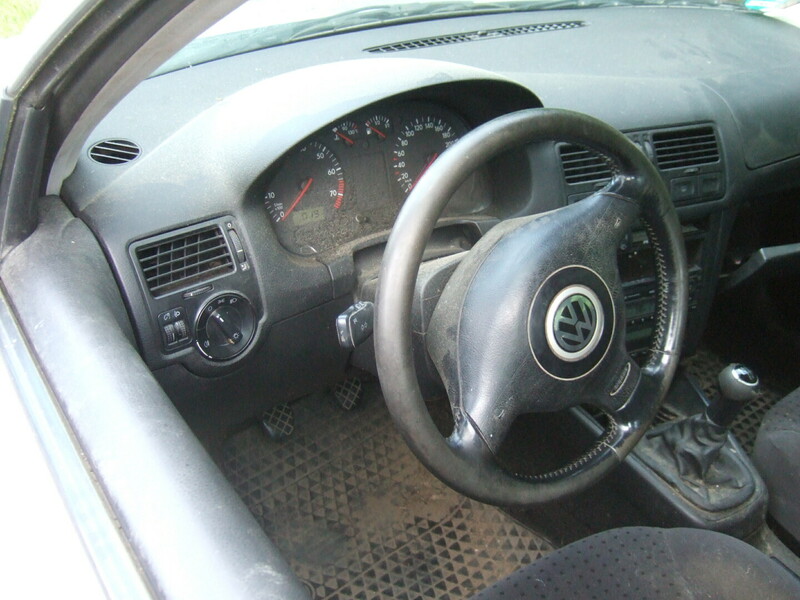Фотография 3 - Volkswagen Bora Comfortline 2000 г