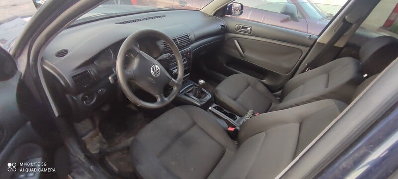 Photo 5 - Volkswagen Passat 2003 y parts