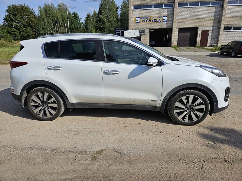 Photo 3 - Kia Sportage 2017 y parts