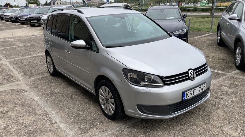 Volkswagen Touran 2010 m Vienatūris