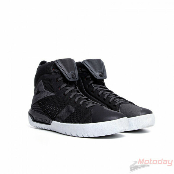 Photo 2 - Boots Dainese Metractive Air