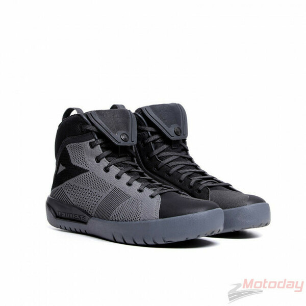 Photo 1 - Boots Dainese Metractive Air