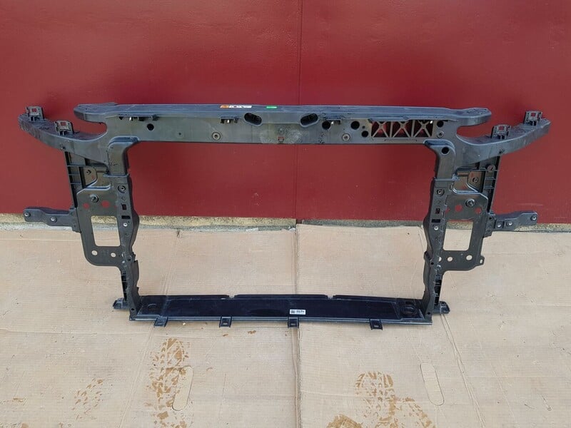 Photo 12 - Hyundai Kona 2022 y parts