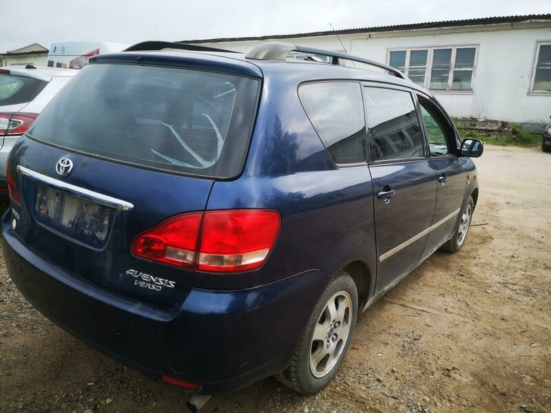 Nuotrauka 4 - Toyota Avensis Verso 2002 m dalys