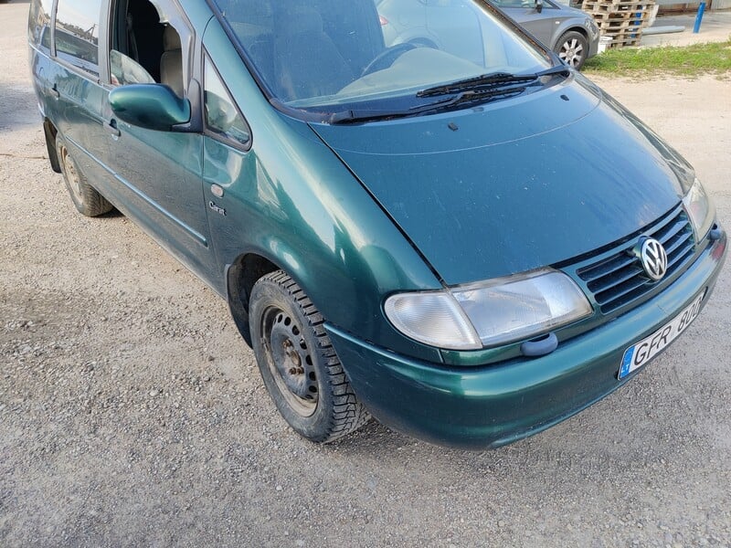 Photo 5 - Volkswagen Sharan Carat 1997 y parts