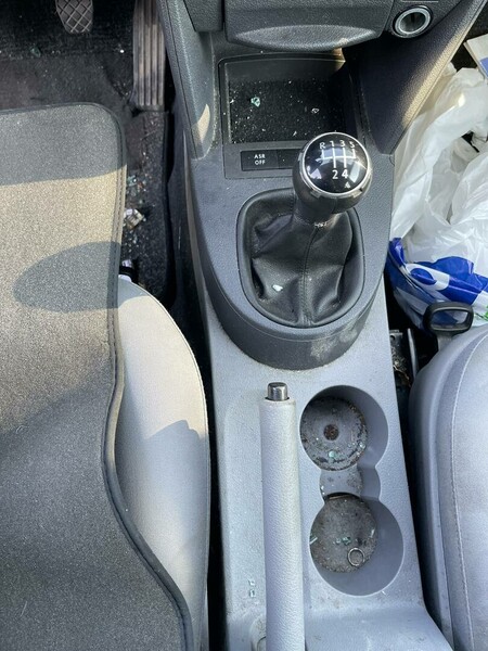 Photo 15 - Volkswagen Caddy III 2008 y parts