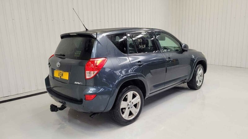 Nuotrauka 4 - Toyota Rav4 2006 m dalys