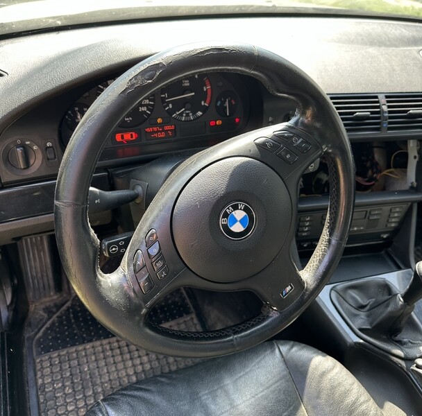 Photo 7 - Bmw 530 E39 2001 y parts