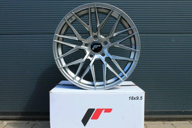 Photo 3 - Japan Racing JR28 Hyper Black light alloy R19 rims