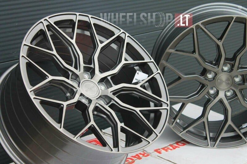 Photo 6 - RIVIERA RF108 Grigio Flow Formed light alloy R20 rims