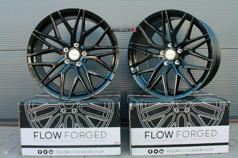 Photo 4 - RIVIERA RF101 Black Concave FlowForm light alloy R21 rims