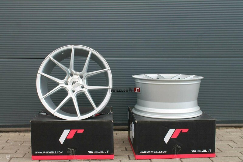 Photo 2 - JR30 Silver rims