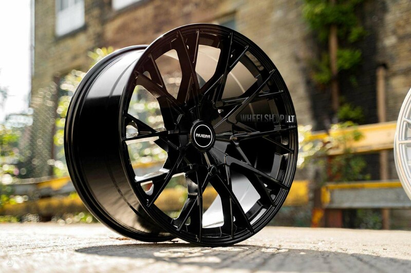 Photo 4 - RV197 Gloss Black rims