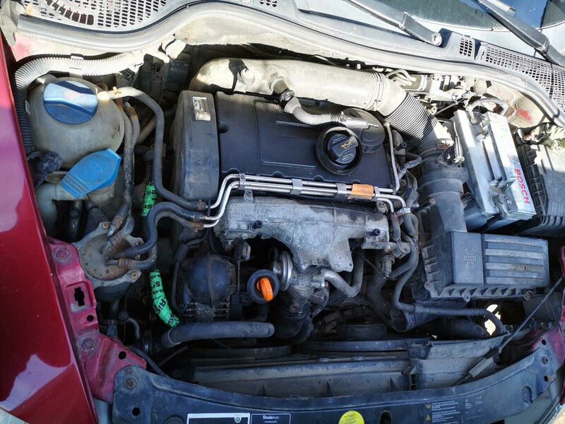 Photo 3 - Skoda Octavia 2005 y parts