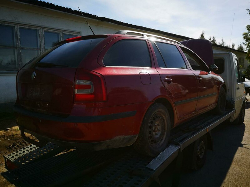 Photo 5 - Skoda Octavia 2005 y parts