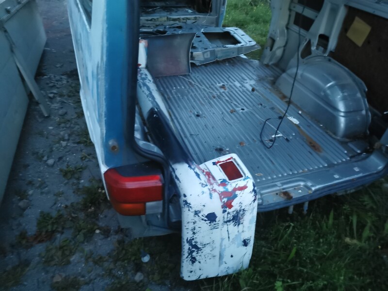 Photo 10 - Volkswagen Caravelle 1996 y parts