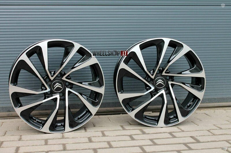 Photo 3 - DS5 Style Black Polished rims