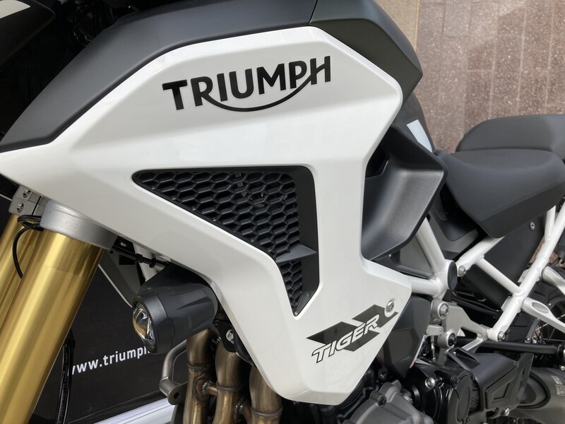 Nuotrauka 7 - Triumph Tiger 2024 m Enduro motociklas