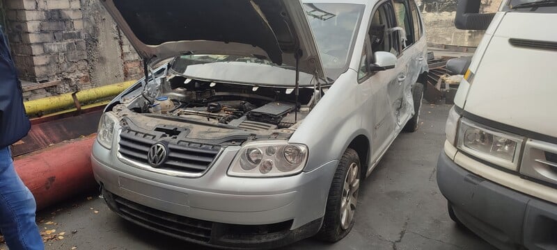 Photo 7 - Volkswagen Touran 2005 y parts