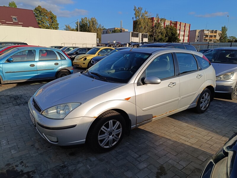 Ford Focus 2003 m dalys