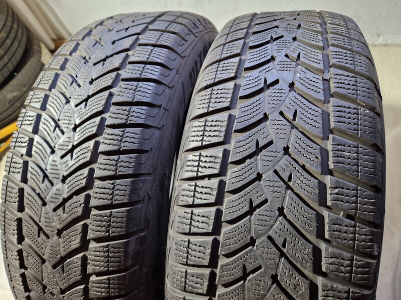 Photo 1 - Goodyear 5mm R17 winter tyres passanger car