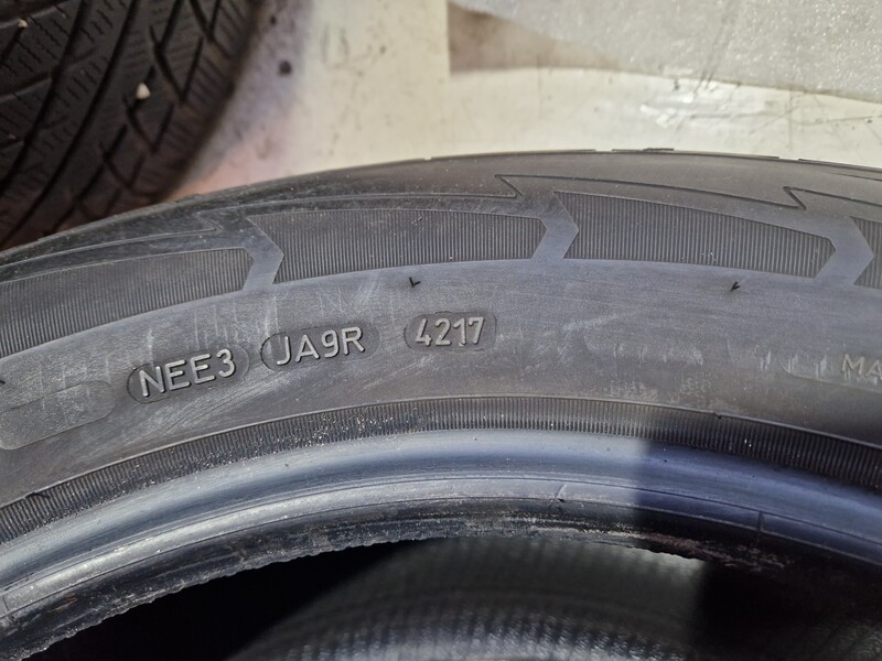 Photo 11 - Goodyear 5mm R17 winter tyres passanger car
