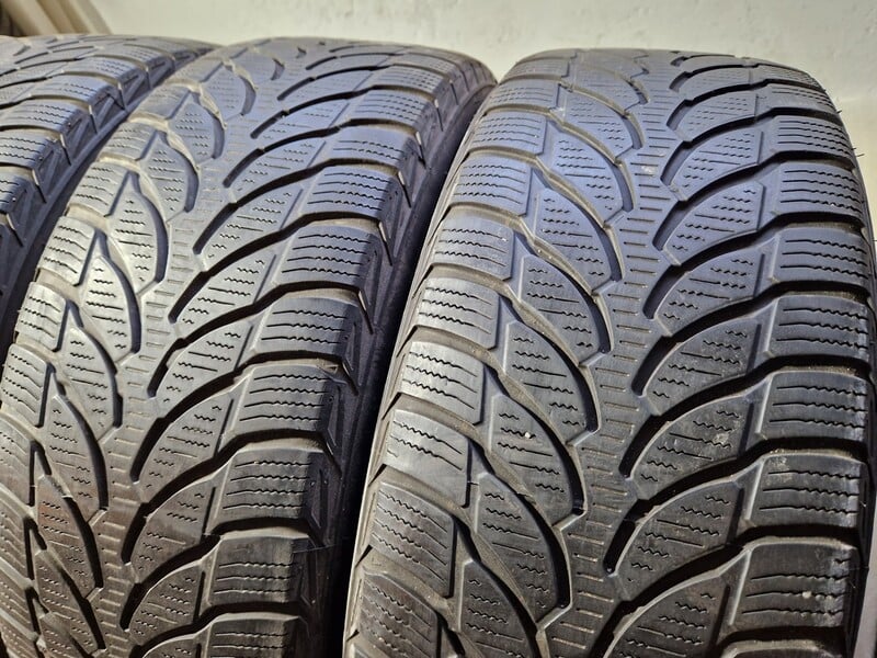 Photo 2 - Bridgestone 4-5mm R16 universal tyres passanger car