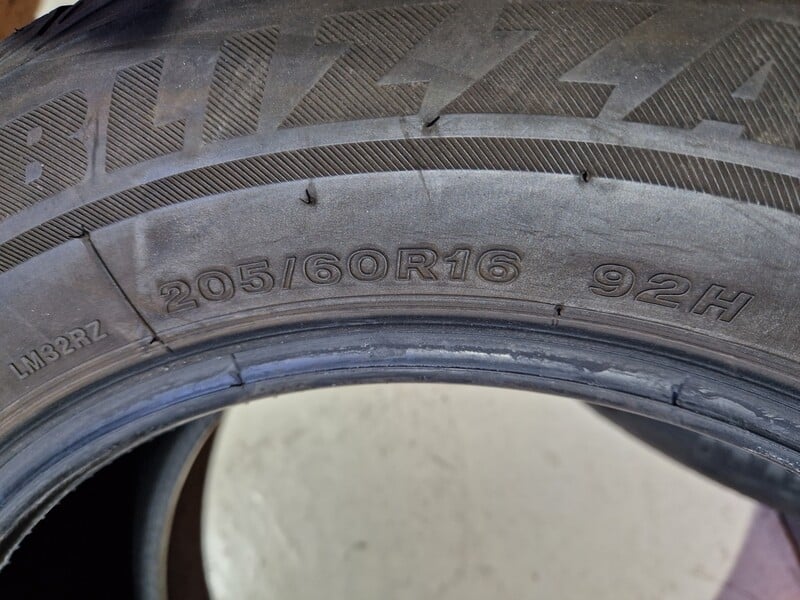 Photo 12 - Bridgestone 4-5mm R16 universal tyres passanger car