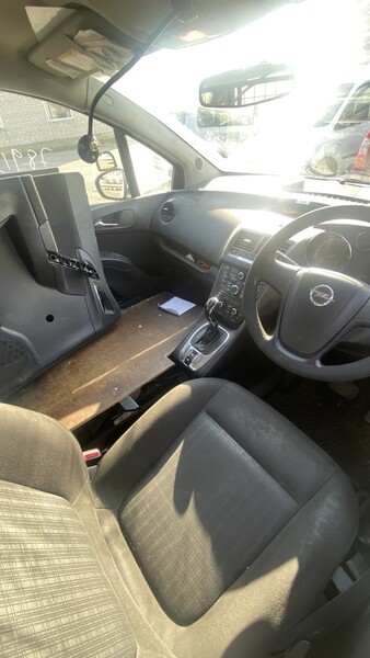 Photo 5 - Opel Meriva 2013 y parts