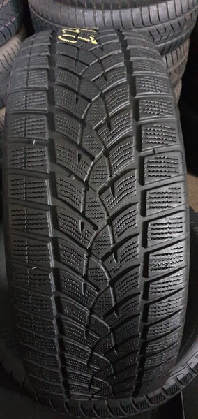 Photo 1 - R19 universal tyres passanger car