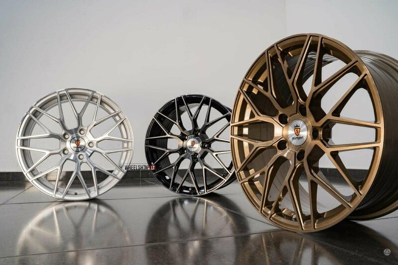 Photo 11 - STUTTGART SF14 Silver Flow Formed light alloy R18 rims