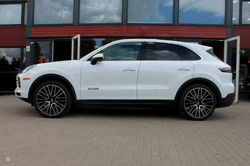 Nuotrauka 9 - Porsche Levante Black Polished lengvojo lydinio R21 ratlankiai