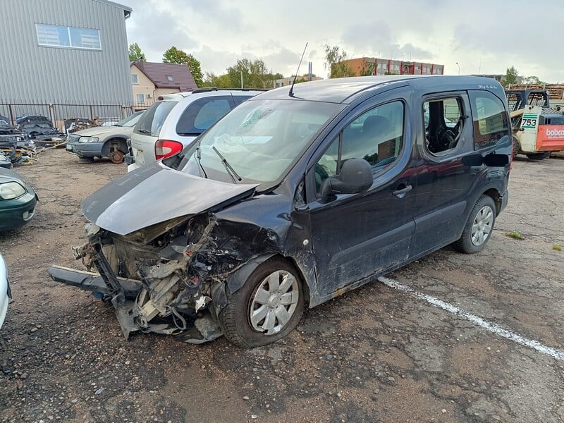 Photo 4 - Citroen Berlingo 2009 y parts