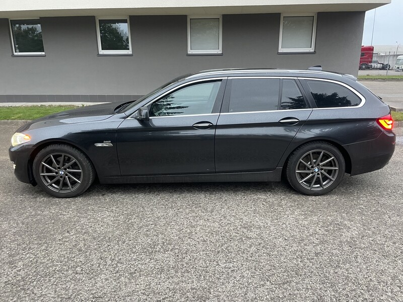 Photo 12 - Bmw 520 F10 d Touring 2010 y