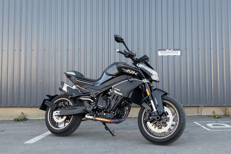 Nuotrauka 4 - CFMOTO 800NK 2024 m Klasikinis / Streetbike motociklas