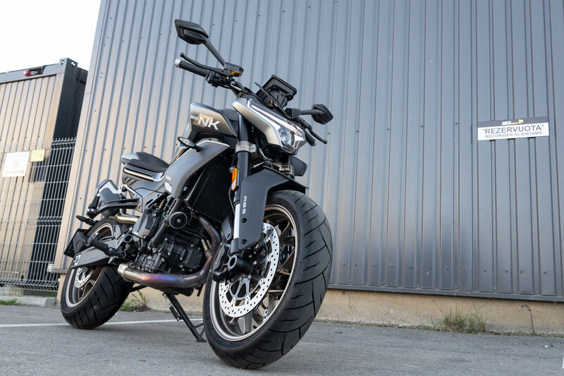 Nuotrauka 2 - CFMOTO 800NK 2024 m Klasikinis / Streetbike motociklas